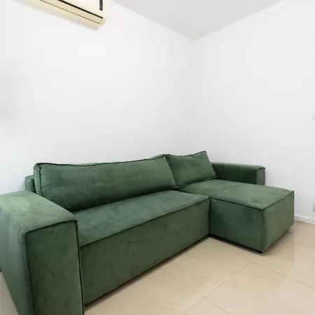 Lazy'S Haven - Modern 2Br Apt In The City Center Bucharest Exterior photo